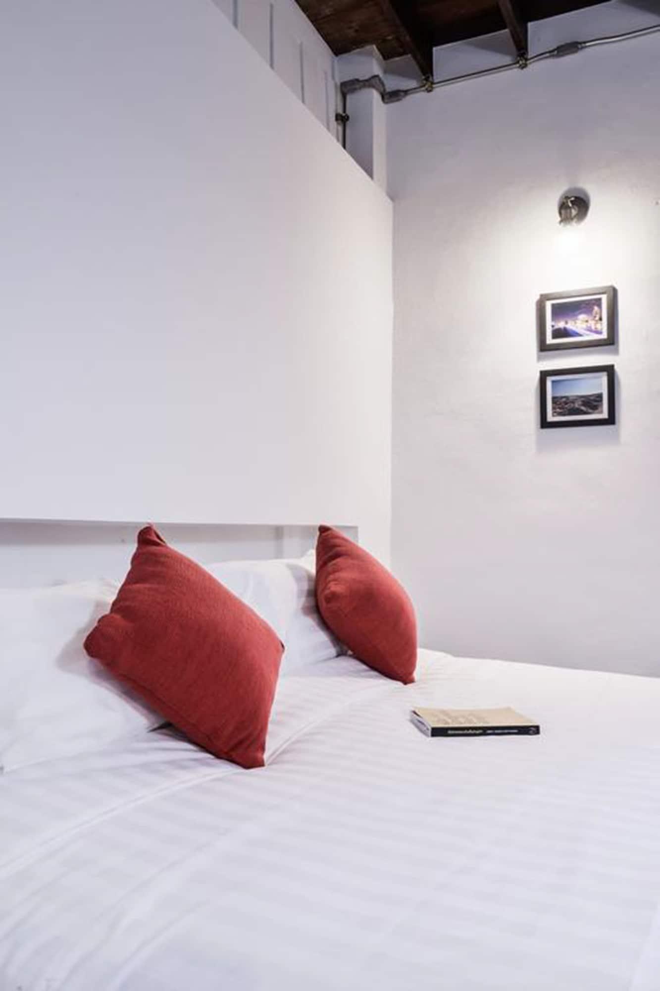 Bed and Breakfast Neighbor Phuthon Бангкок Экстерьер фото