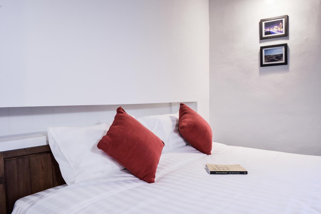 Bed and Breakfast Neighbor Phuthon Бангкок Экстерьер фото